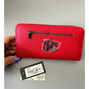 Badgley Mischka Red Pebbled Leather Zip Wallet NWT